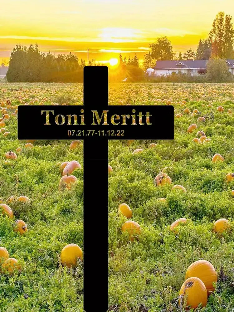 Personalized Metal Cemetery Cross, Custom Name&Date Outdoor Grave Marker Memorial Stake Sympathy Grave Garden Decor