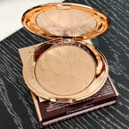 Hot Sale Charlotte Brand Setting Spray Fine Texture Powder Small Gold Plate 2 Color Powder Blusher Essence Oil Tilbury Cosmetics