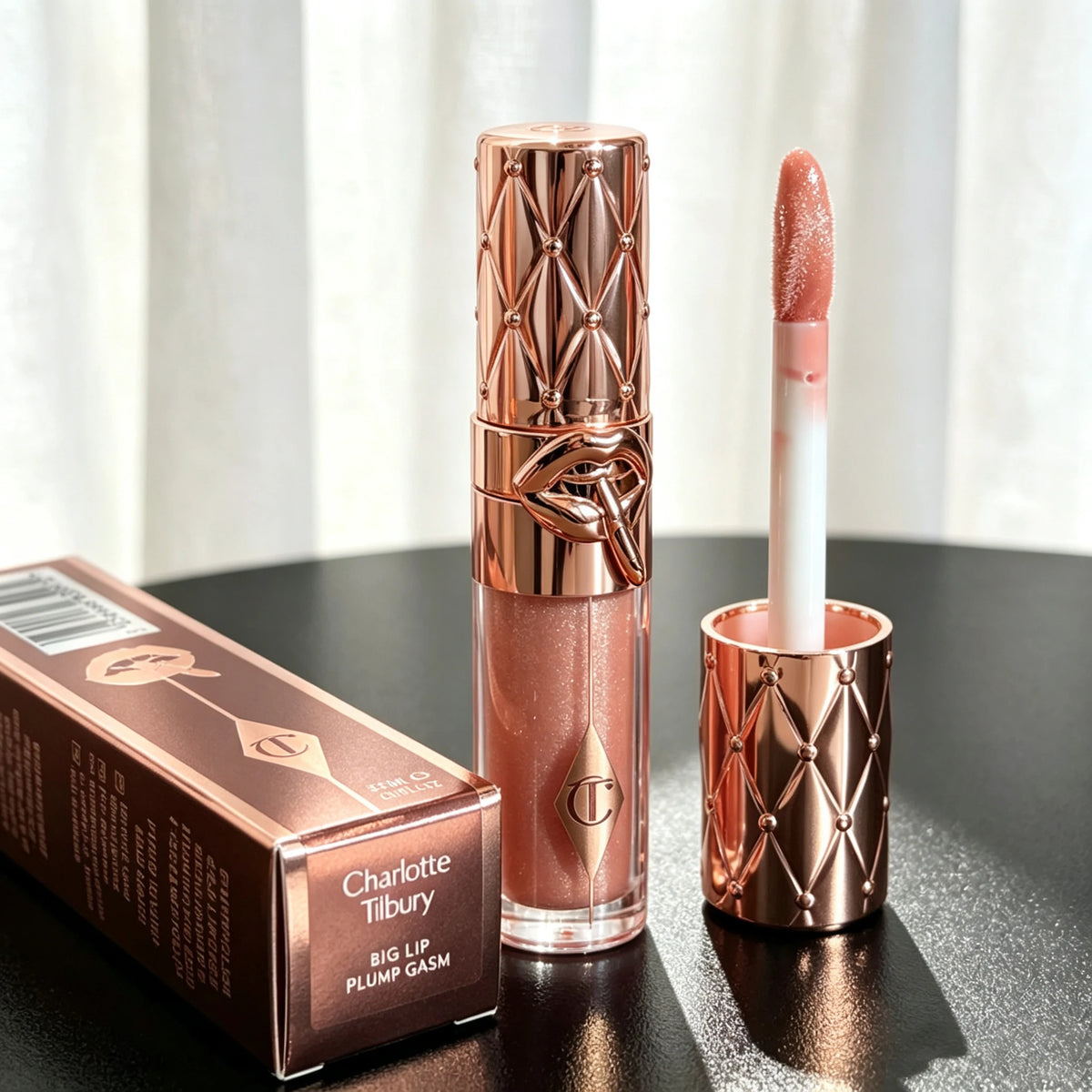 Charlotte Tilbury Eyeshadow & Pillow Talk Lip Makeup