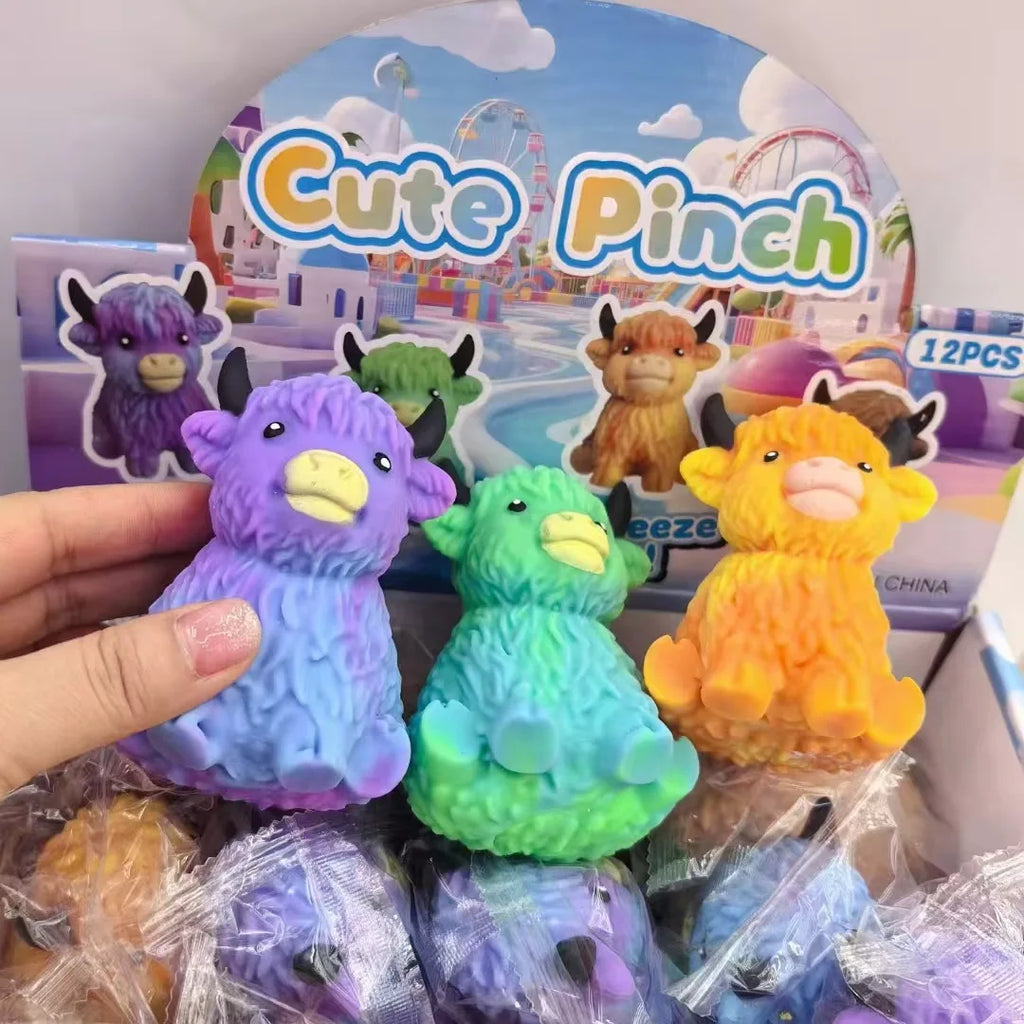 Popular New Products Scottish Highland Cow Stress Relief Toy Slow Bounce Sensory Soft Toy Cheese Squeezing Stress Relief Gift