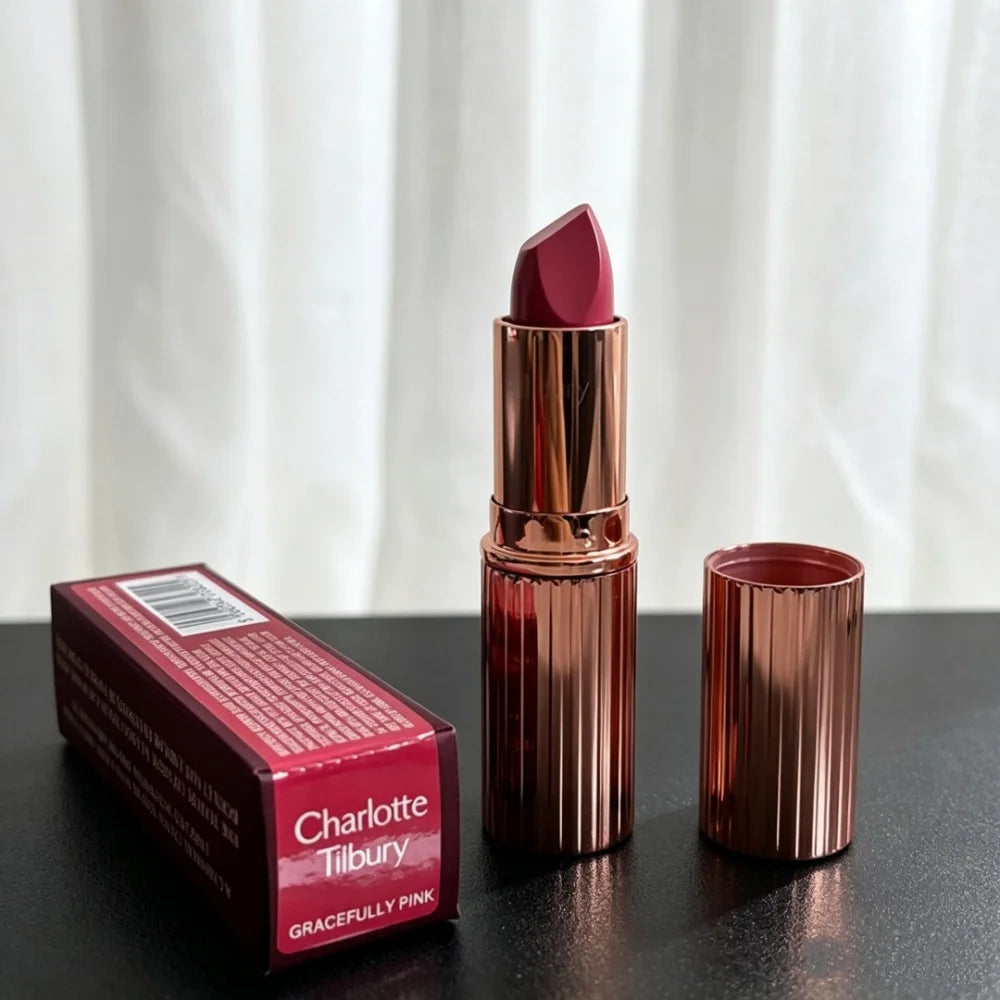Charlotte Tilbury Eyeshadow & Pillow Talk Lip Makeup