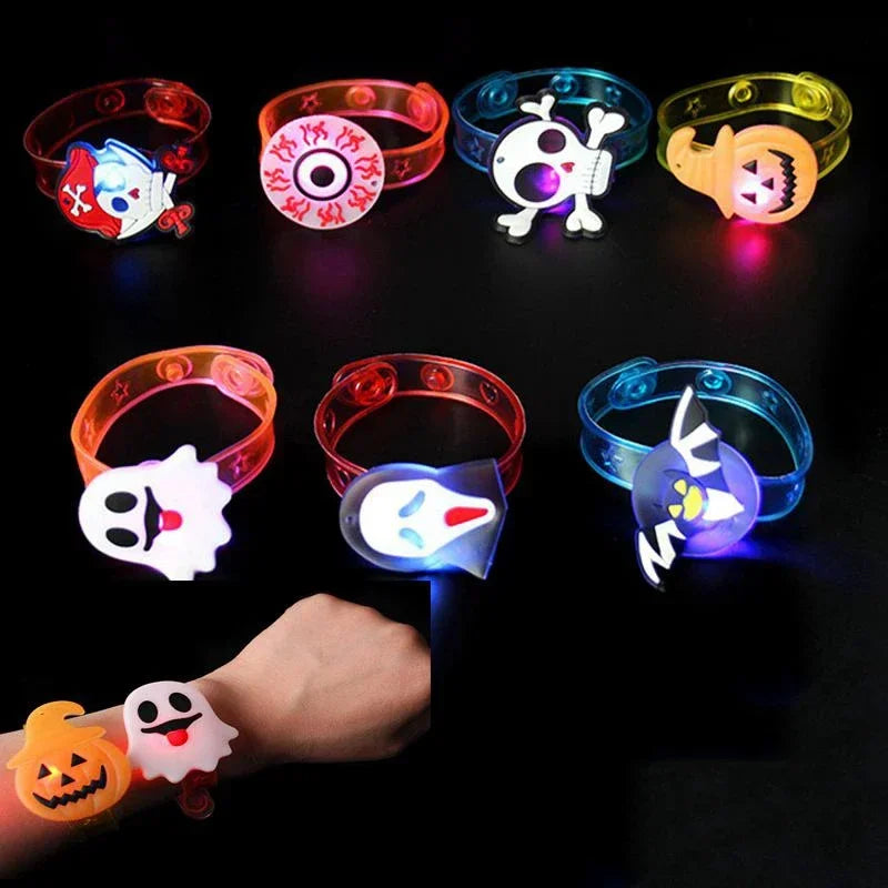 10/20/30PCS Glowing Halloween Pumpkin Ghost Bracelet Rings Night Decor Halloween Party Favor Festival Carnival Gifts Bag Fillers