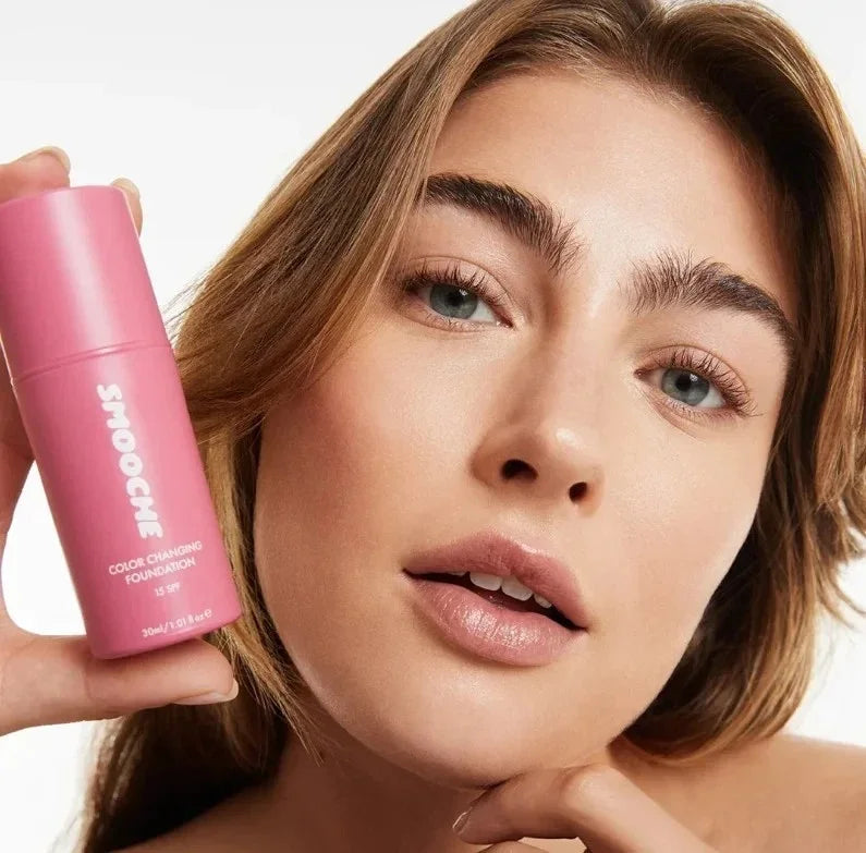 SMOOCHE Colour-Changing Foundation SPF 15 – 30ml