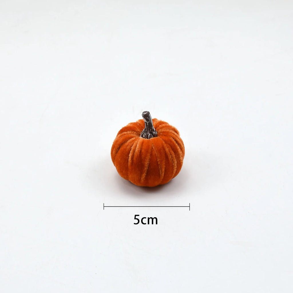10pcs Velvet Artificial Pumpkin Decoration Desktop Pumpkin Halloween Decoration