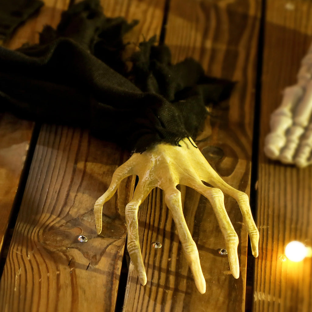 Outsunny Life-Size Crawling Zombie Halloween Decoration – 183cm