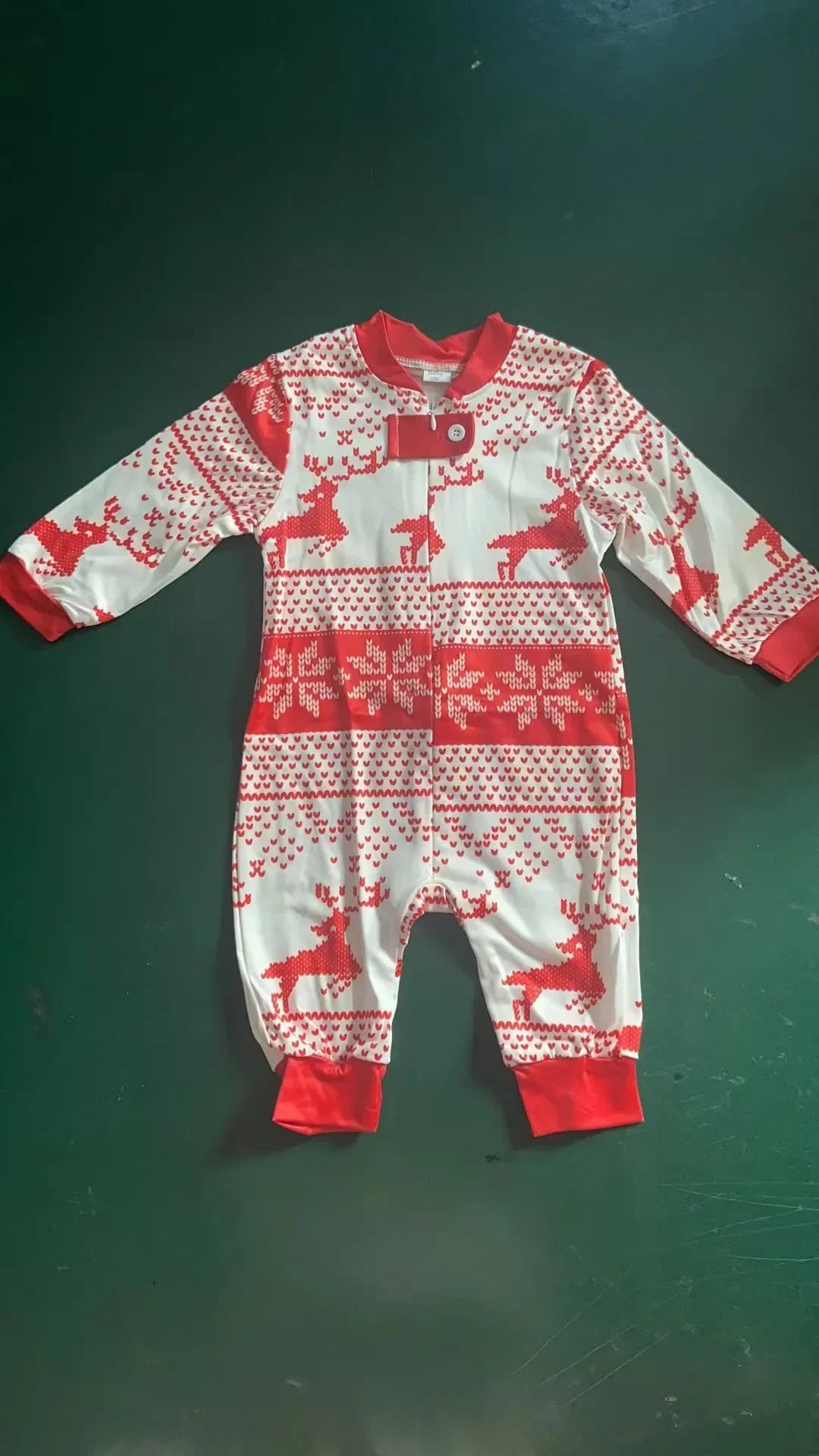 Merry Christmas Allover Print Pajamas Family Matching Outfits Mom Daughter Dad Son Clothing Sets Baby Romper Pjs Xmas Party Look