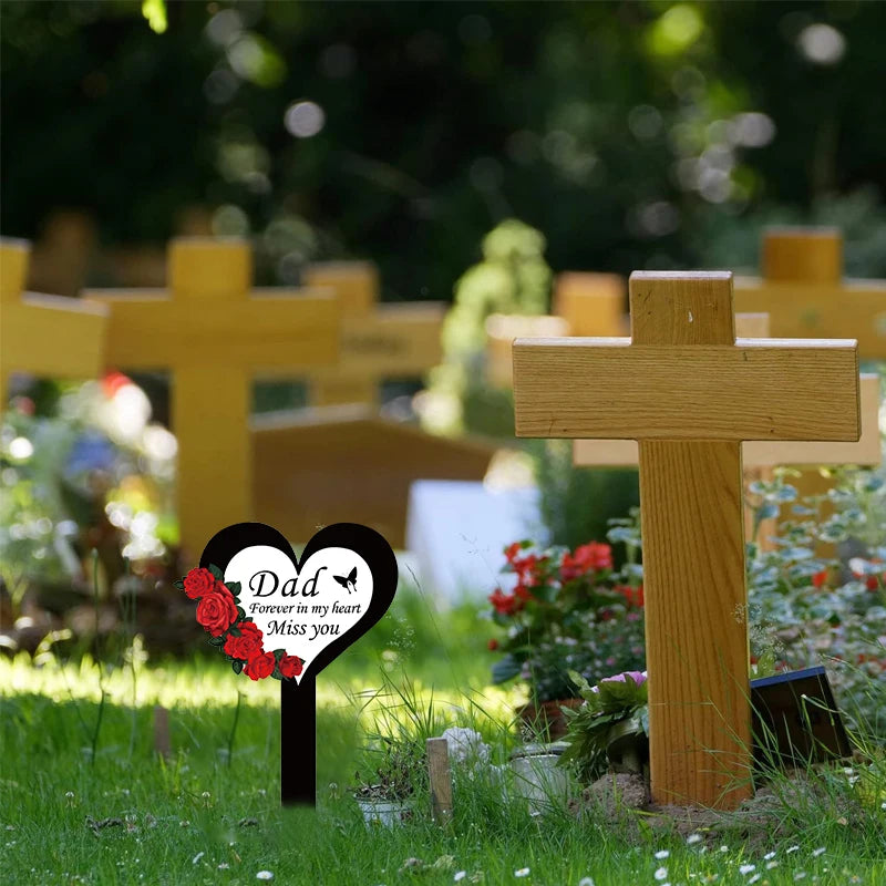 2024 Cemetery Memorial Heart Shape Stake Garden Yard Signs Grave Marker For Mom Dad Deceased Relative Grave Decorations 1PC